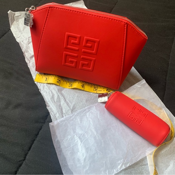 GIVENCHY COSMETIC BAG AND LIPSTICK BAG New - Picture 5 of 10